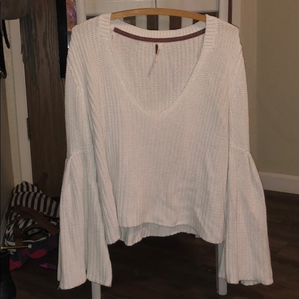 Free people white flared sleeved sweater